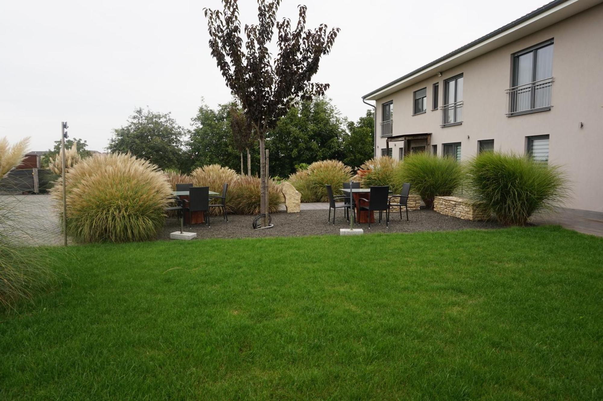 Wohnung 1 im Kirschblütenhof Ingelheim am Rhein Exterior foto