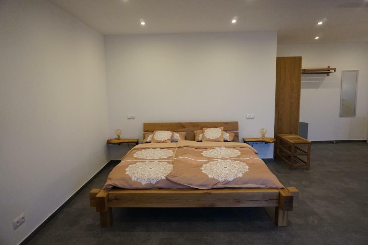 Wohnung 1 im Kirschblütenhof Ingelheim am Rhein Exterior foto
